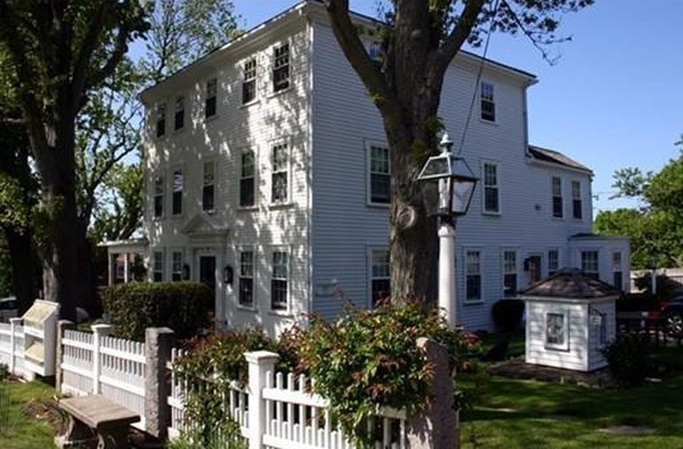 the inn on cove hill rockport