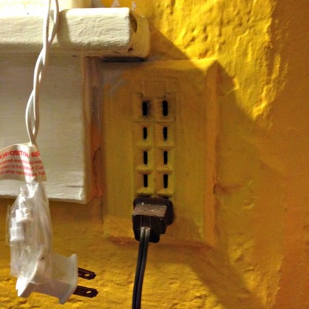 five-plug outlet