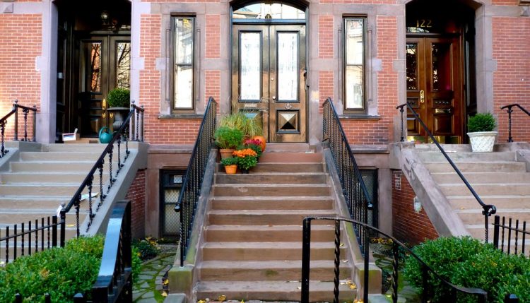 marlborough st brownstones in bostons back bay