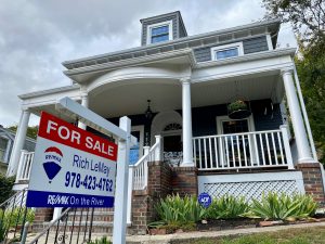 home for sale with realtor sign in chelsea mass - how much to offer on a house